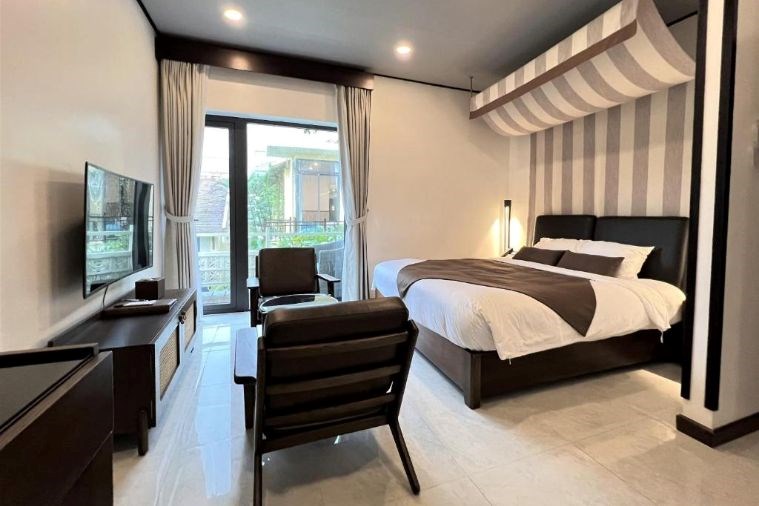 Deluxe King Garden View – Onsen, Sauna Included